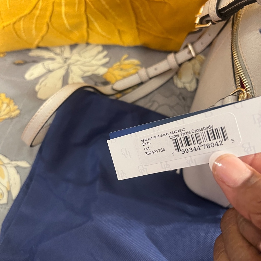 Dooney & Bourke crossbody Bag - Picture 5 of 14